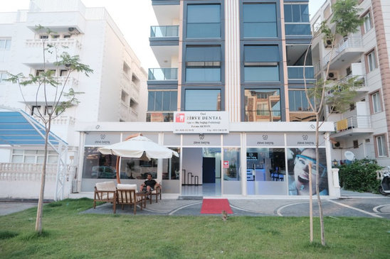 Slider image (8) Zirve Dental